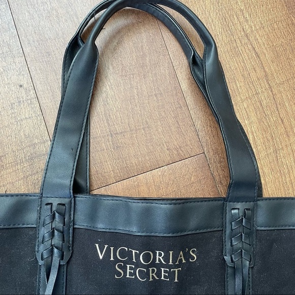 Victoria’s Secret open top cloth & faux leather tote beach travel bag - Picture 2 of 8